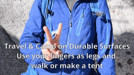 Voyage et campement sur des surfaces durables langue des signes gif